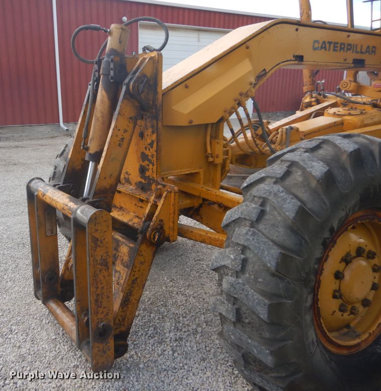 image for item GV9201 1978 Caterpillar 140G  motor grader