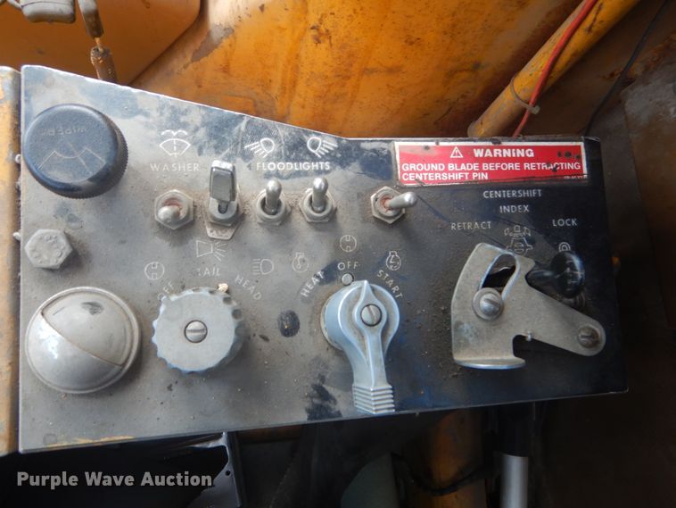 image for item GV9201 1978 Caterpillar 140G  motor grader