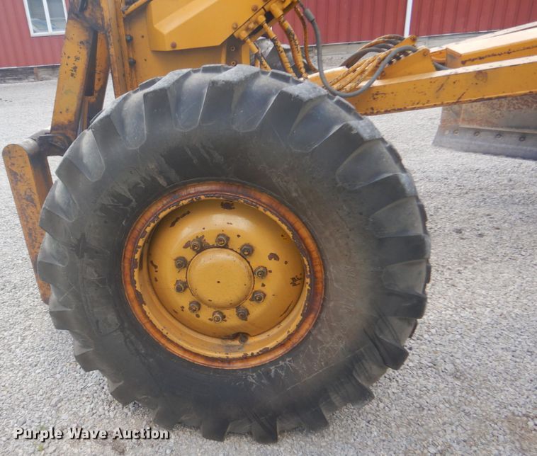 image for item GV9201 1978 Caterpillar 140G  motor grader