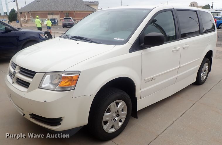 image for item GV9579 2010 Dodge Grand Caravan  Amerivan handicap accessible van