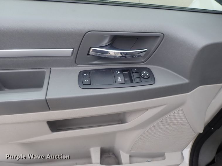 image for item GV9579 2010 Dodge Grand Caravan  Amerivan handicap accessible van