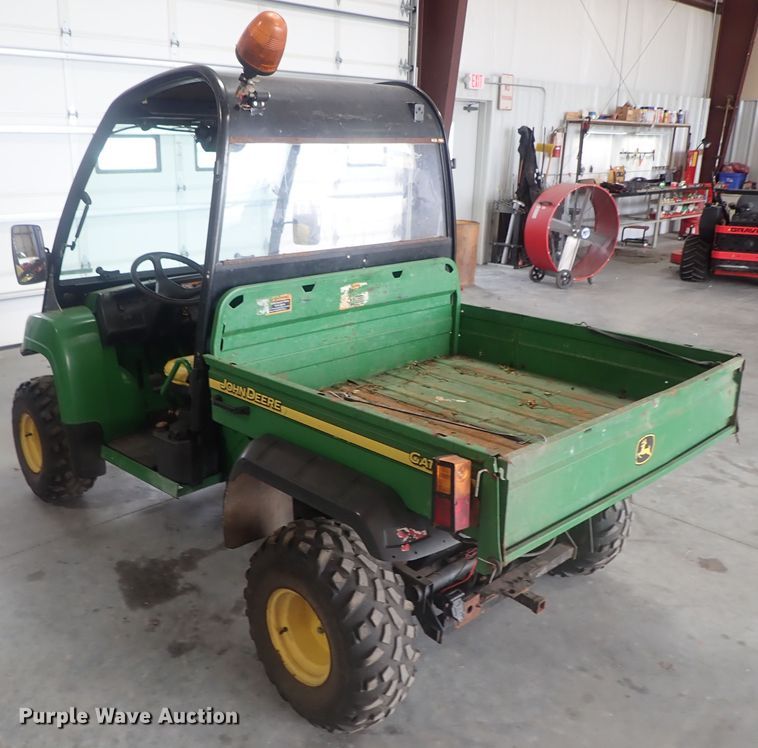 image for item GV9601 2004 John Deere Gator HPX  utility vehicle