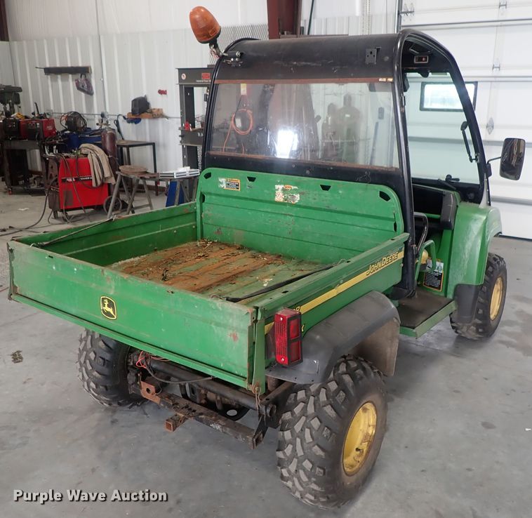 image for item GV9601 2004 John Deere Gator HPX  utility vehicle