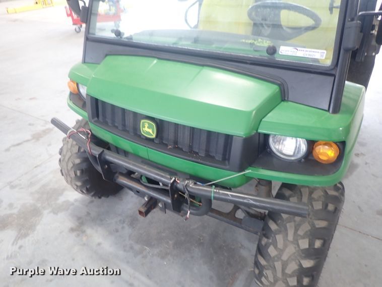 image for item GV9601 2004 John Deere Gator HPX  utility vehicle
