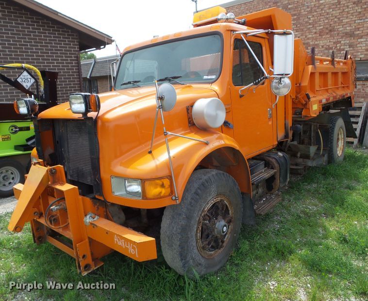 image for item GX9155 1995 International 4700  dump truck
