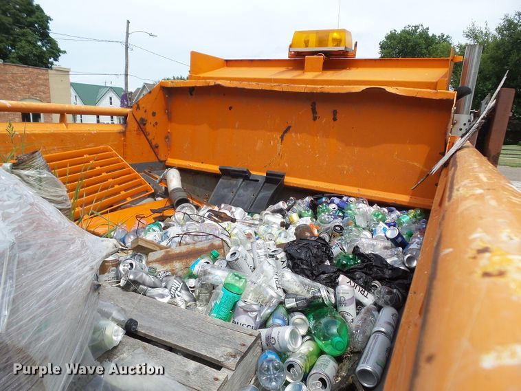 image for item GX9155 1995 International 4700  dump truck