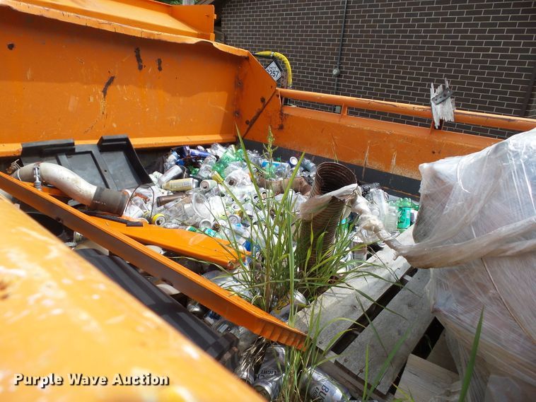 image for item GX9155 1995 International 4700  dump truck