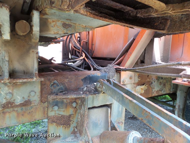 image for item GX9155 1995 International 4700  dump truck