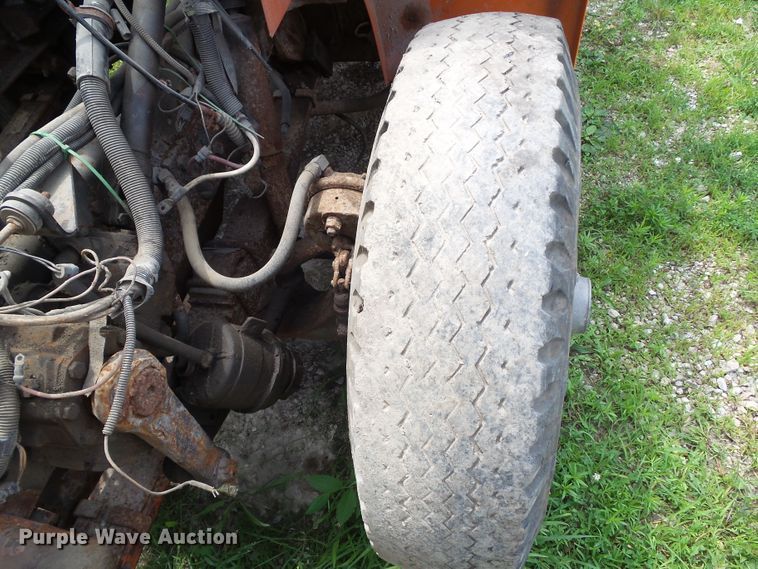 image for item GX9155 1995 International 4700  dump truck