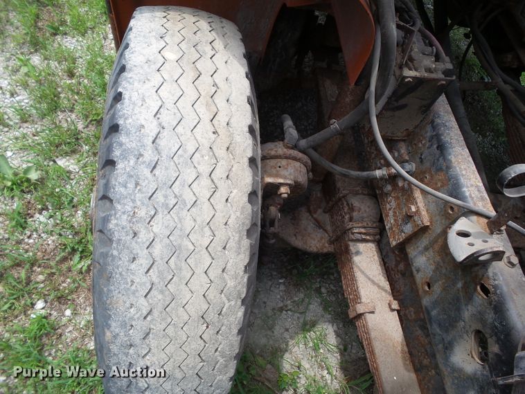 image for item GX9155 1995 International 4700  dump truck