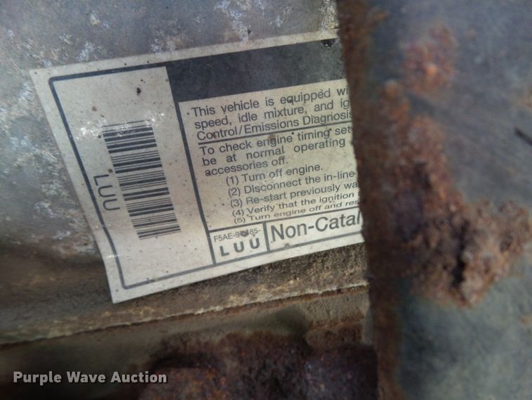 image for item GX9156 1995 Ford F700  dump truck