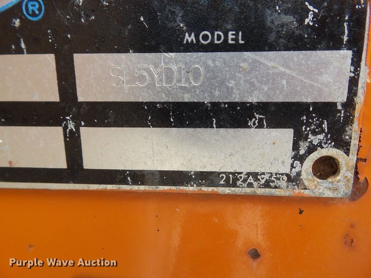 image for item GX9156 1995 Ford F700  dump truck