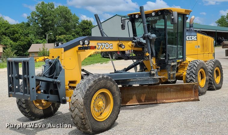 image for item GX9304 2012 John Deere 770G  motor grader
