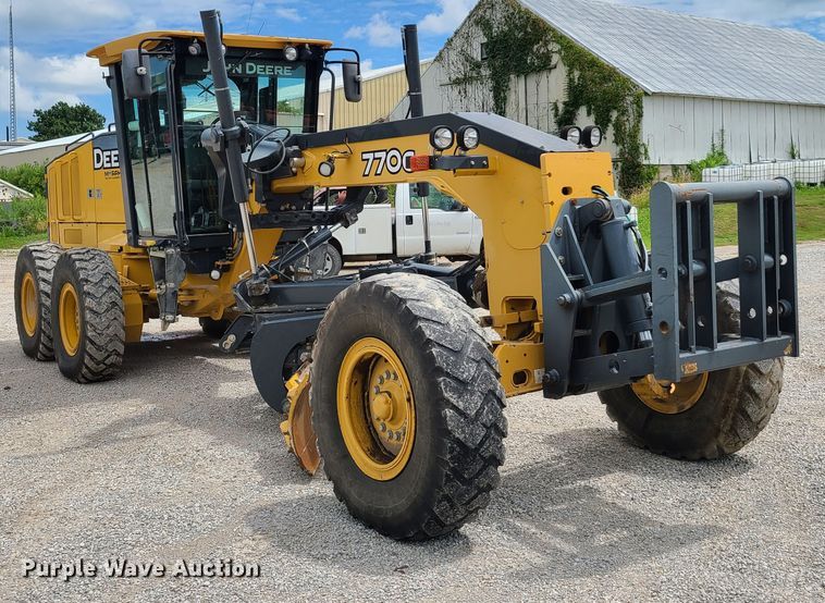 image for item GX9304 2012 John Deere 770G  motor grader