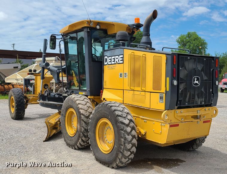 image for item GX9304 2012 John Deere 770G  motor grader