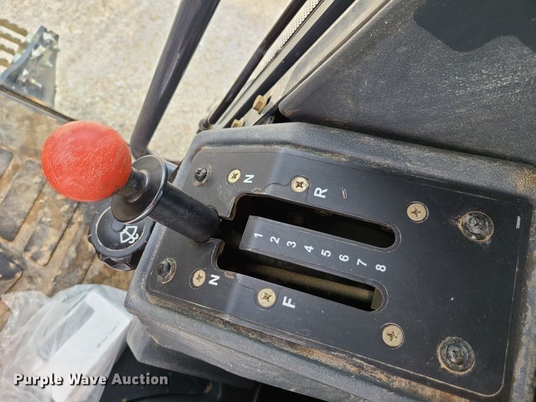 image for item GX9304 2012 John Deere 770G  motor grader