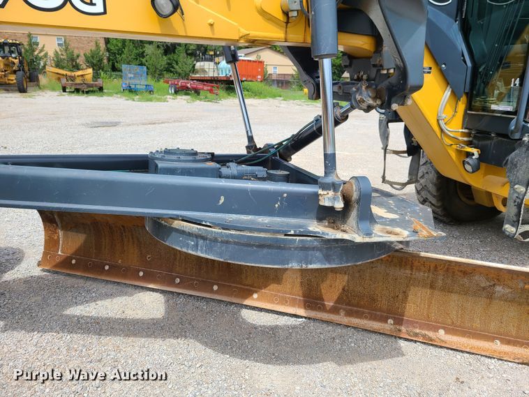 image for item GX9304 2012 John Deere 770G  motor grader