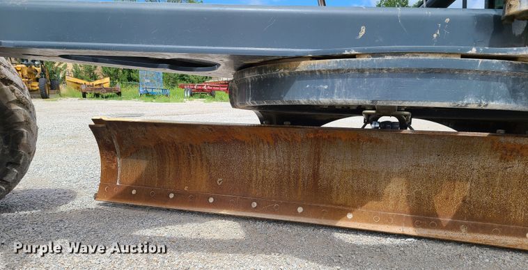 image for item GX9304 2012 John Deere 770G  motor grader