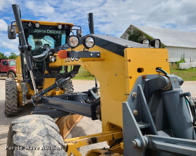 image for item GX9304 2012 John Deere 770G  motor grader