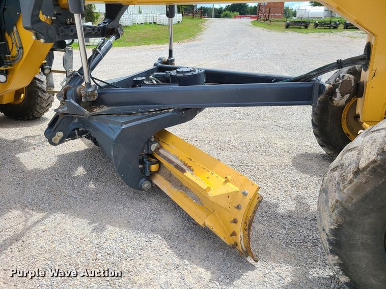 image for item GX9304 2012 John Deere 770G  motor grader