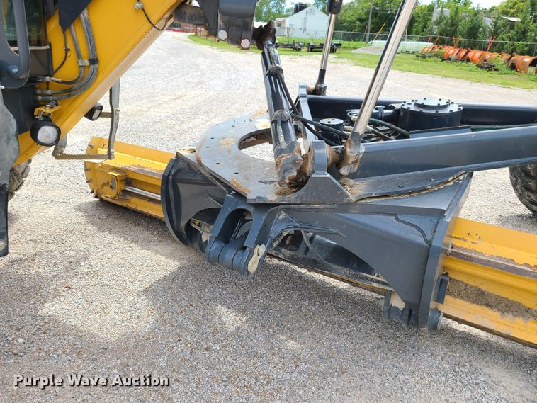 image for item GX9304 2012 John Deere 770G  motor grader