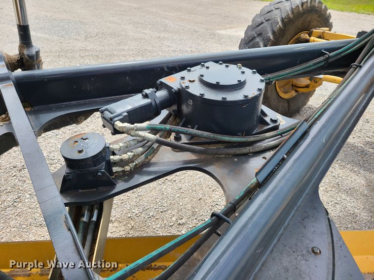 image for item GX9304 2012 John Deere 770G  motor grader