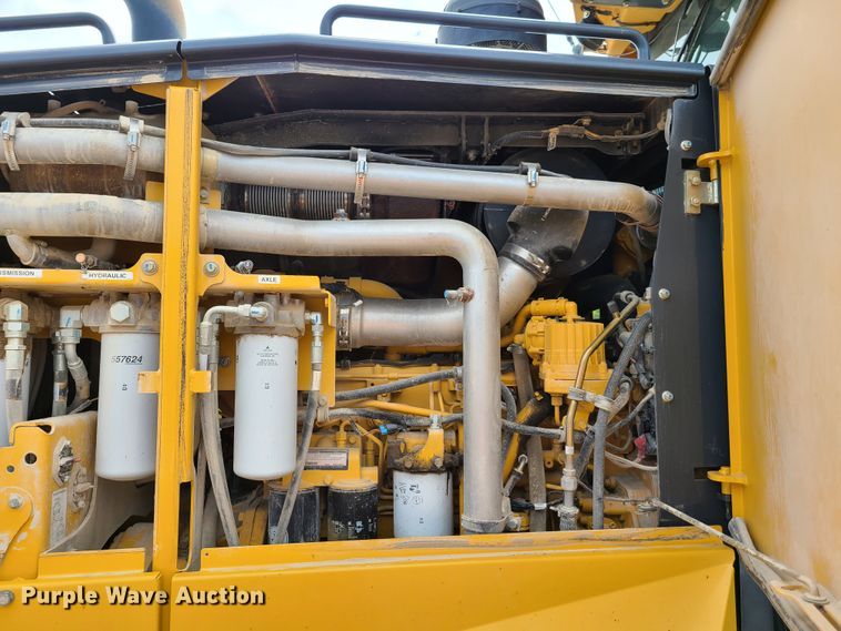 image for item GX9304 2012 John Deere 770G  motor grader