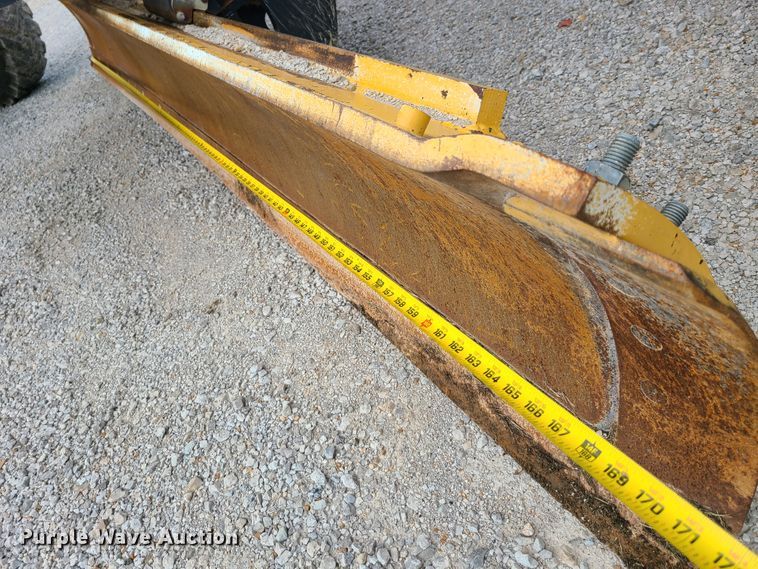 image for item GX9304 2012 John Deere 770G  motor grader