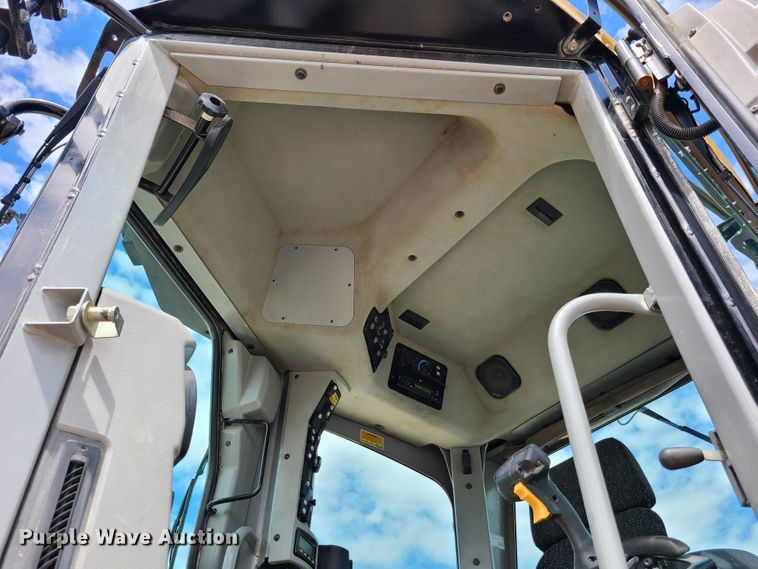 image for item GX9305 2011 Caterpillar 140M  motor grader