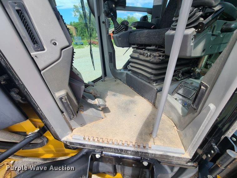 image for item GX9305 2011 Caterpillar 140M  motor grader