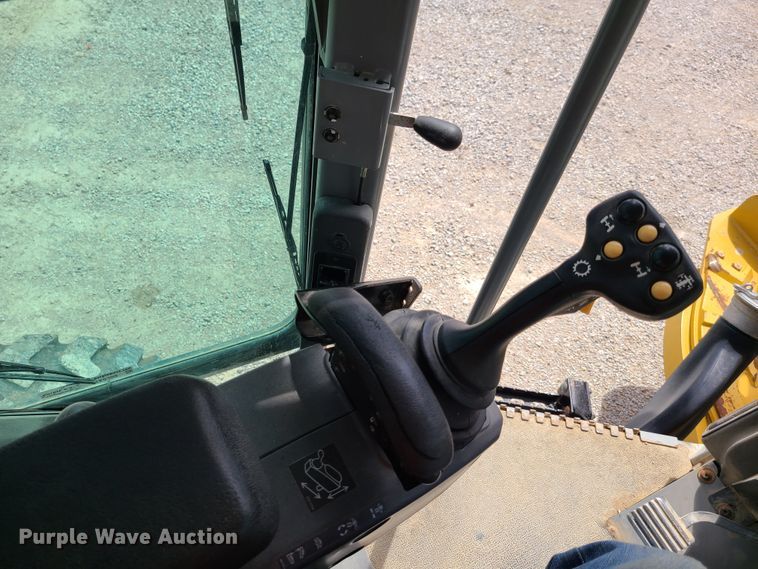 image for item GX9305 2011 Caterpillar 140M  motor grader