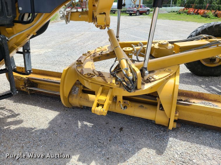 image for item GX9305 2011 Caterpillar 140M  motor grader