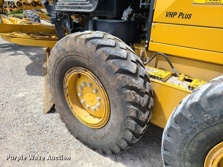 image for item GX9305 2011 Caterpillar 140M  motor grader