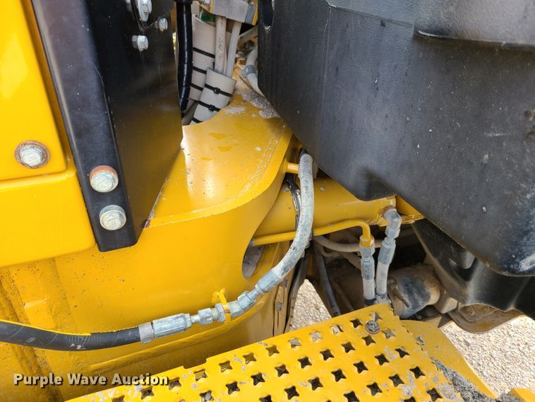 image for item GX9305 2011 Caterpillar 140M  motor grader