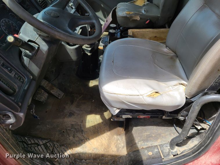 image for item GX9306 2005 Freightliner Business Class M2  dump truck