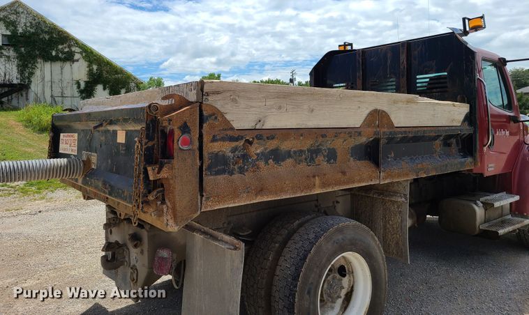 image for item GX9306 2005 Freightliner Business Class M2  dump truck