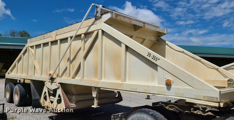 image for item GX9308 2004 Ranch bottom dump trailer