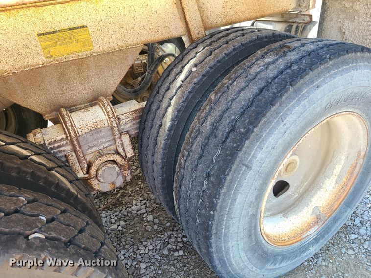 image for item GX9308 2004 Ranch bottom dump trailer