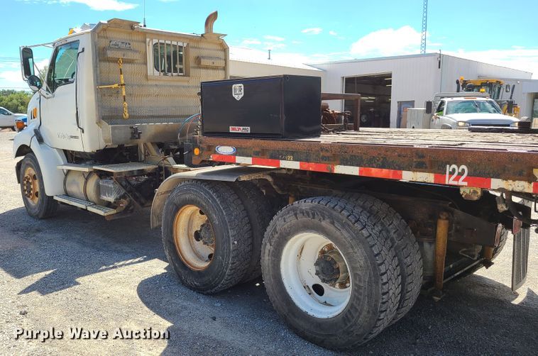 image for item GX9309 2001 Sterling A-Line  semi truck