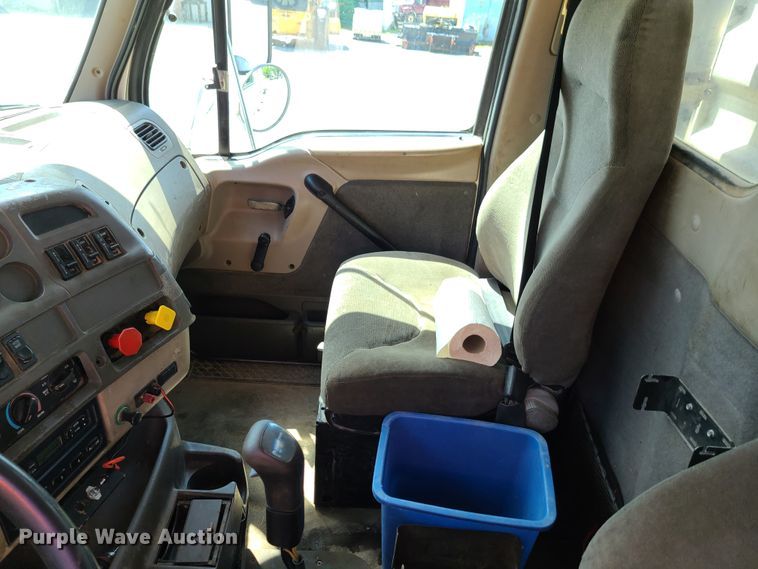 image for item GX9309 2001 Sterling A-Line  semi truck