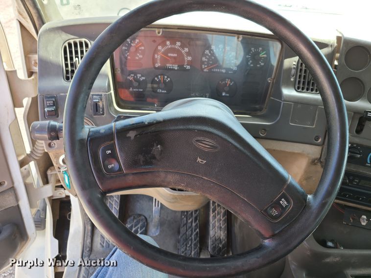 image for item GX9309 2001 Sterling A-Line  semi truck