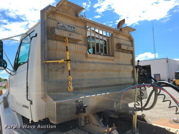 image for item GX9309 2001 Sterling A-Line  semi truck