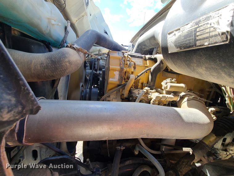 image for item GX9309 2001 Sterling A-Line  semi truck