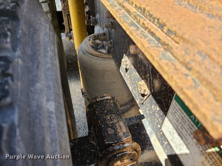 image for item GX9309 2001 Sterling A-Line  semi truck