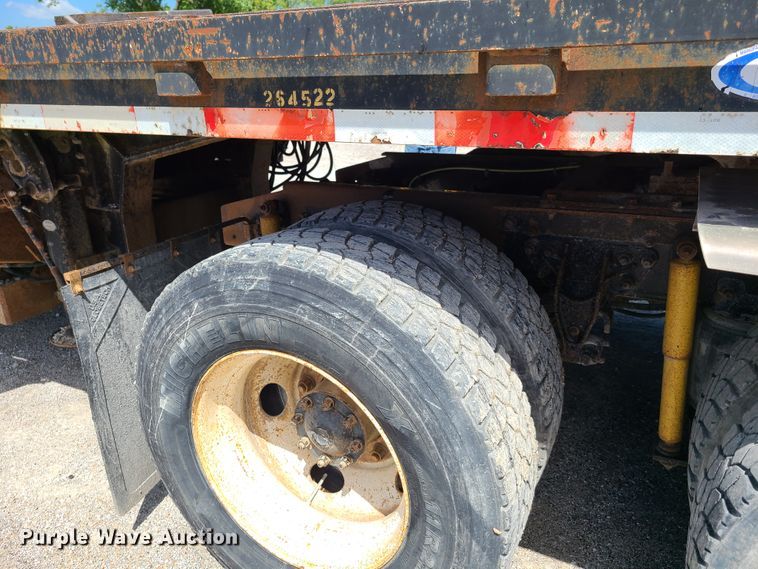 image for item GX9309 2001 Sterling A-Line  semi truck