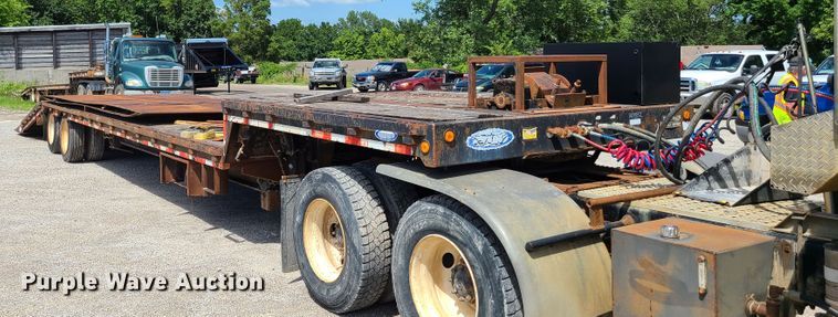 image for item GX9310 1999 Ledwell equipment trailer