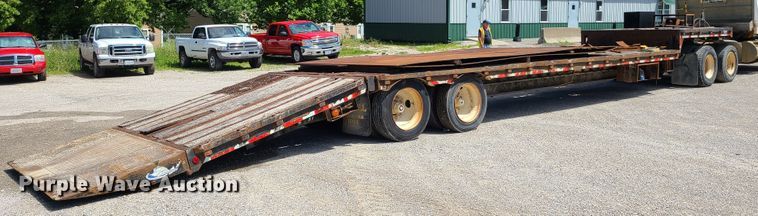 image for item GX9310 1999 Ledwell equipment trailer