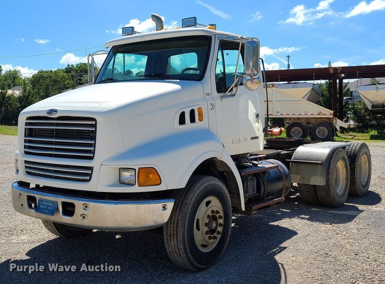 image for item GX9312 1999 Sterling A-Line  semi truck