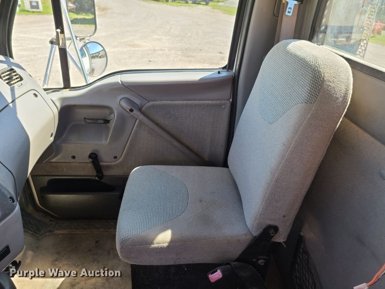 image for item GX9312 1999 Sterling A-Line  semi truck