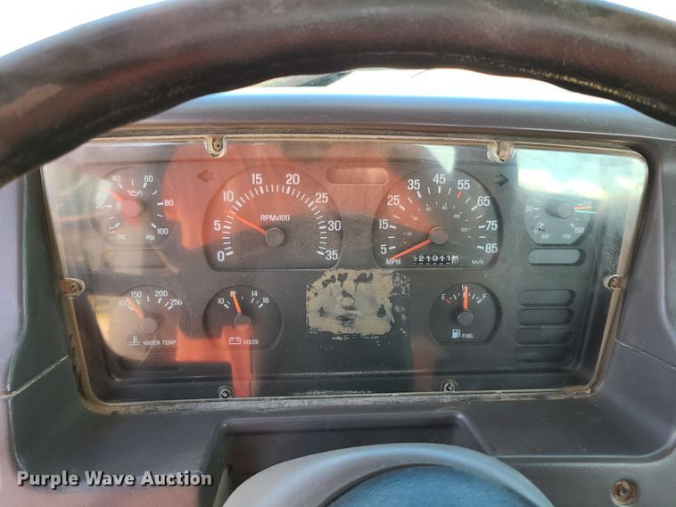 image for item GX9312 1999 Sterling A-Line  semi truck